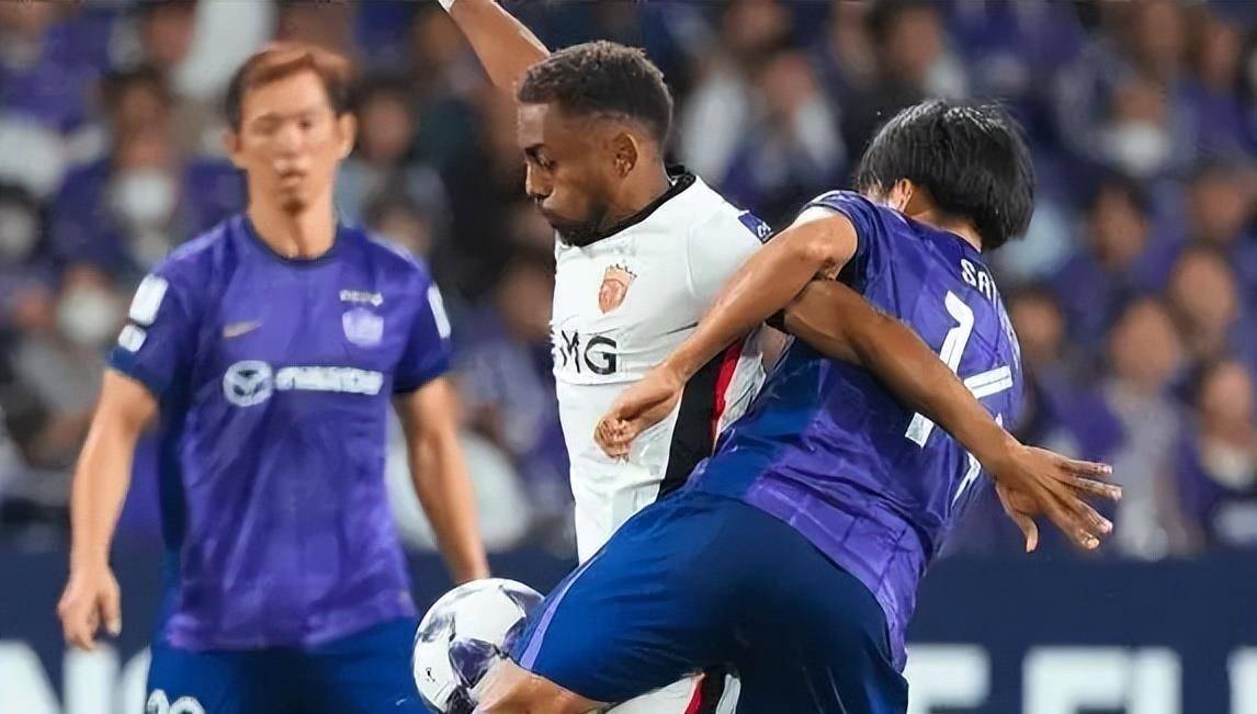 ayx-成都蓉城迎欧联关键赛，今晨复出首秀，管理层满意，训练强度明显提升(成都五环路施工中标单位)