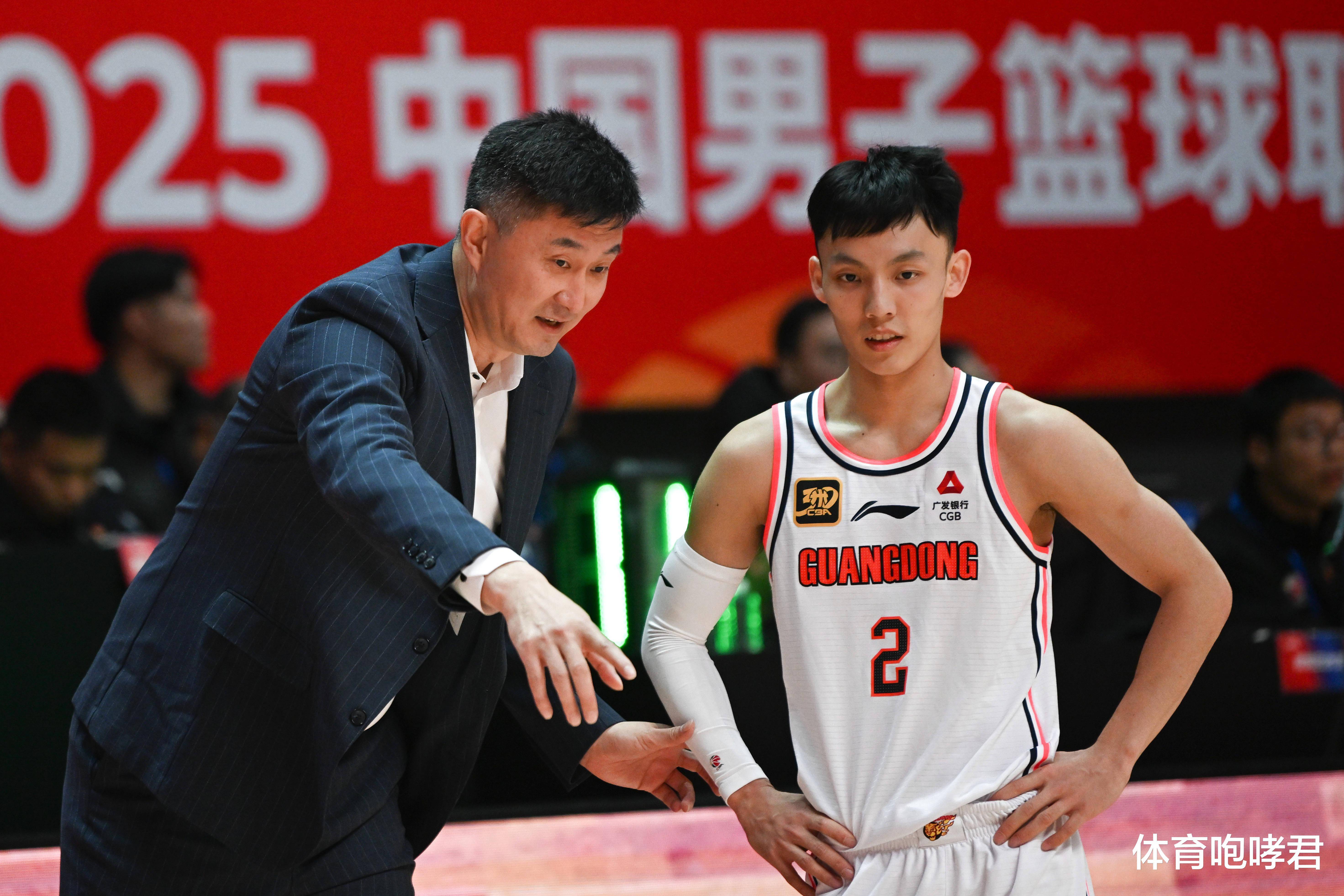 ayx-深圳男篮发布备战花絮;清晨遗憾出局;意甲任务艰巨;年轻球员得到机会的简单介绍